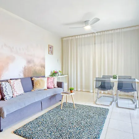 Css Cute Superior King's Palace פאפוס